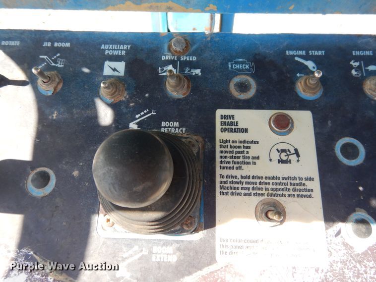 image for item HO9776 2002 Genie S65  boom lift