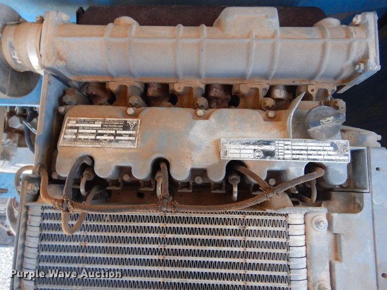 image for item HO9776 2002 Genie S65  boom lift