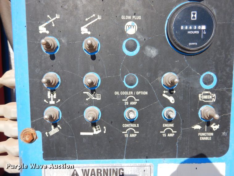 image for item HO9776 2002 Genie S65  boom lift