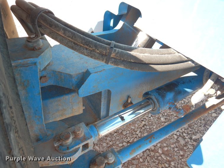 image for item HO9776 2002 Genie S65  boom lift