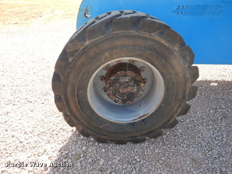 image for item HO9776 2002 Genie S65  boom lift