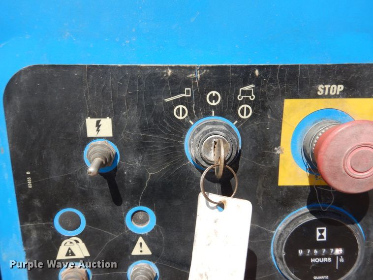 image for item HO9777 2004 Genie S65  boom lift