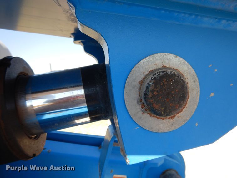 image for item HO9777 2004 Genie S65  boom lift