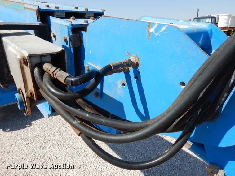 image for item HO9777 2004 Genie S65  boom lift