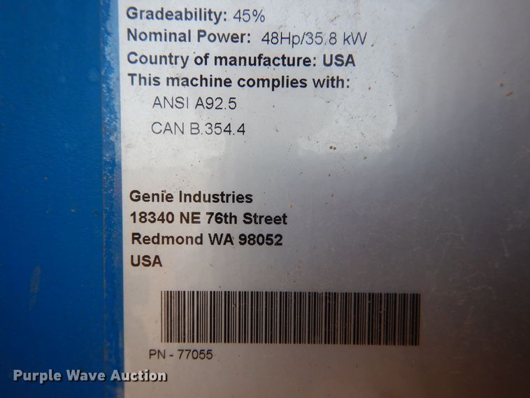 image for item HO9777 2004 Genie S65  boom lift