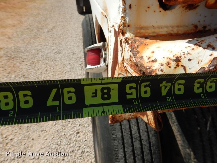 image for item HO9779 1980 Lufkin end dump trailer