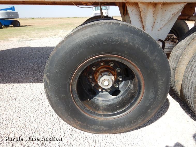 image for item HO9779 1980 Lufkin end dump trailer