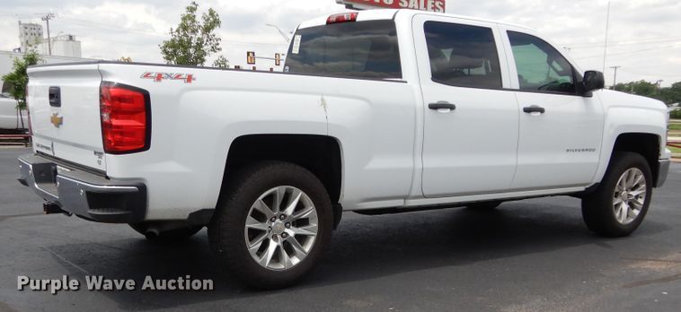 image for item HS9607 2014 Chevrolet Silverado 1500  Crew Cab pickup truck