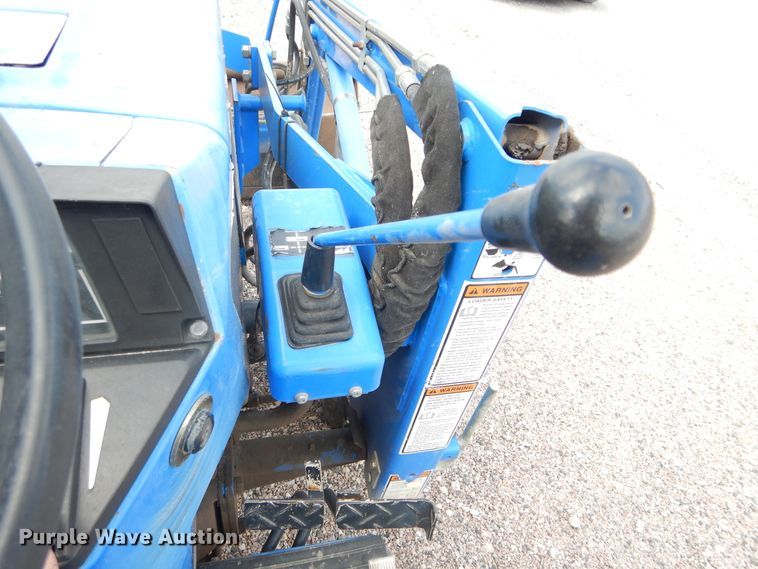 image for item HS9713 New Holland TC30  tractor