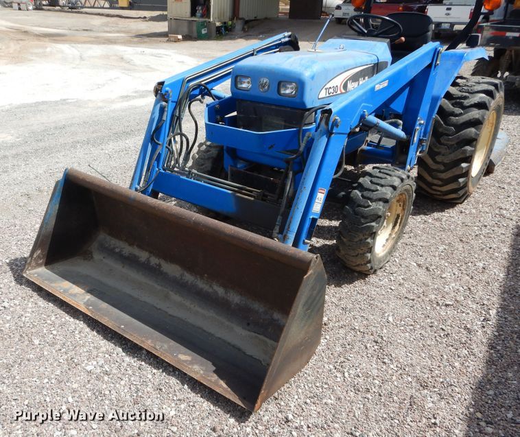 image for item HS9713 New Holland TC30  tractor