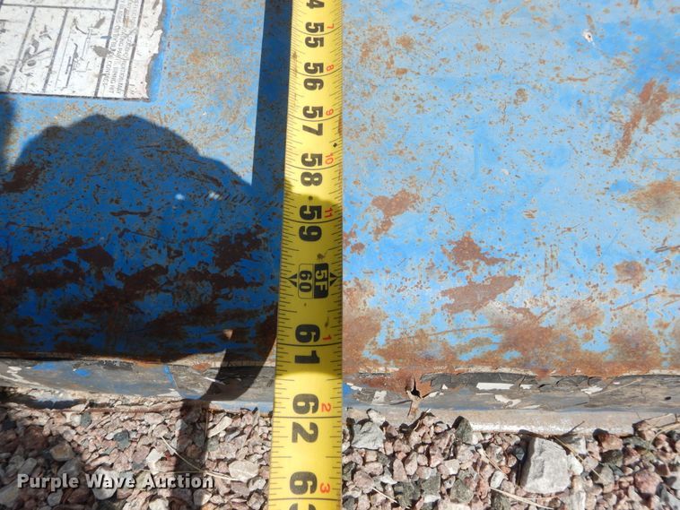 image for item HS9713 New Holland TC30  tractor