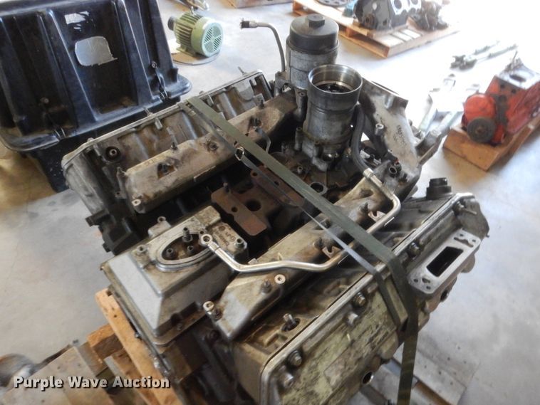 image for item HS9729 6.4L V8 diesel engine