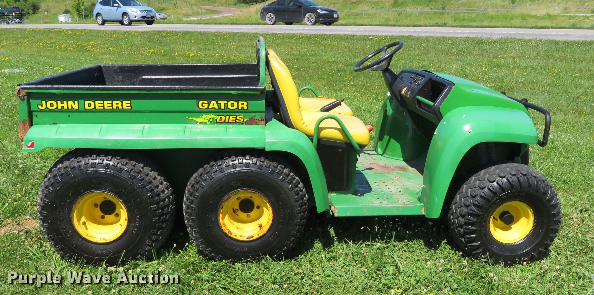 1998 John Deere Gator 6X4 utility vehicle in Moscow Mills, MO Item