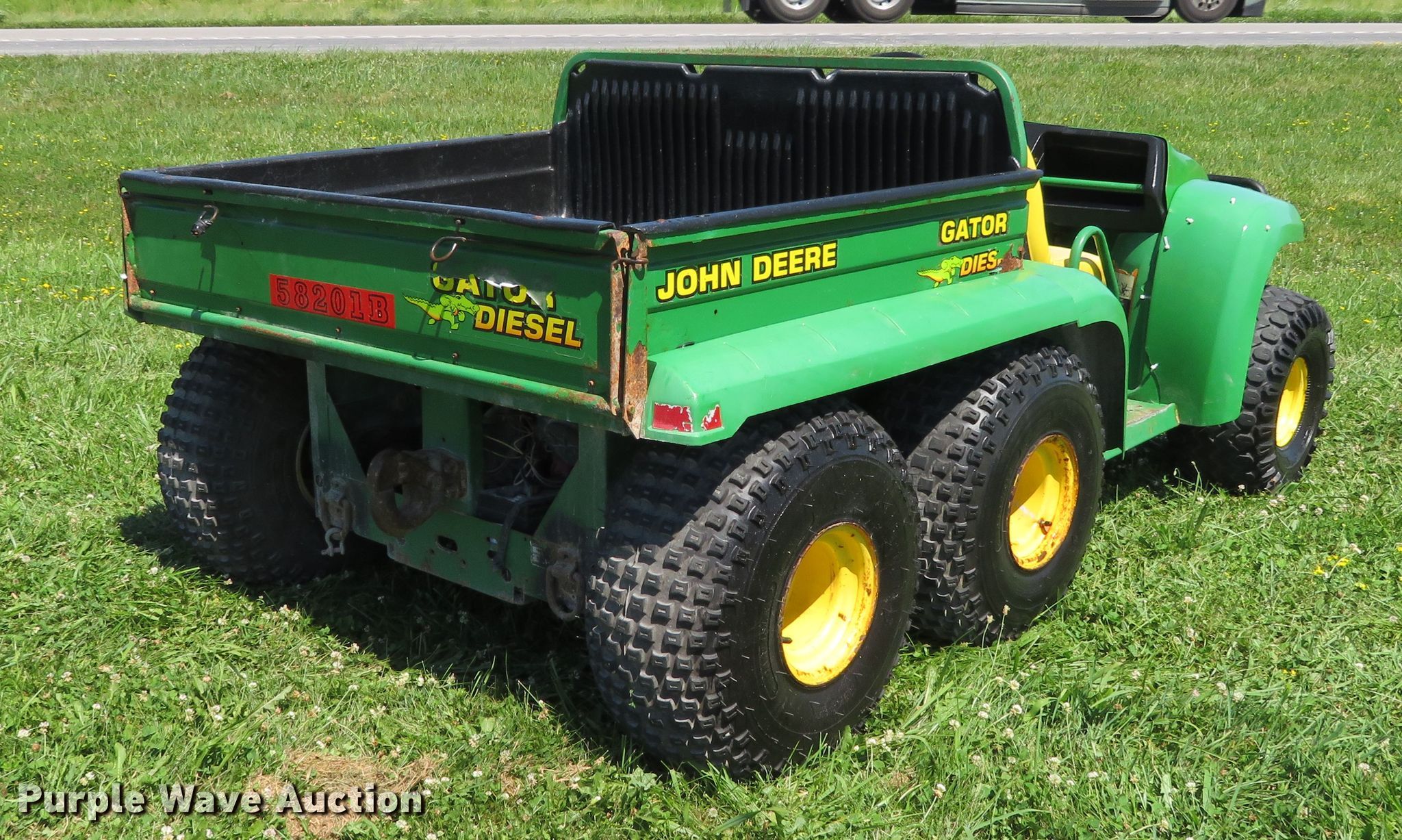 1998 John Deere Gator 6X4 utility vehicle in Moscow Mills, MO Item