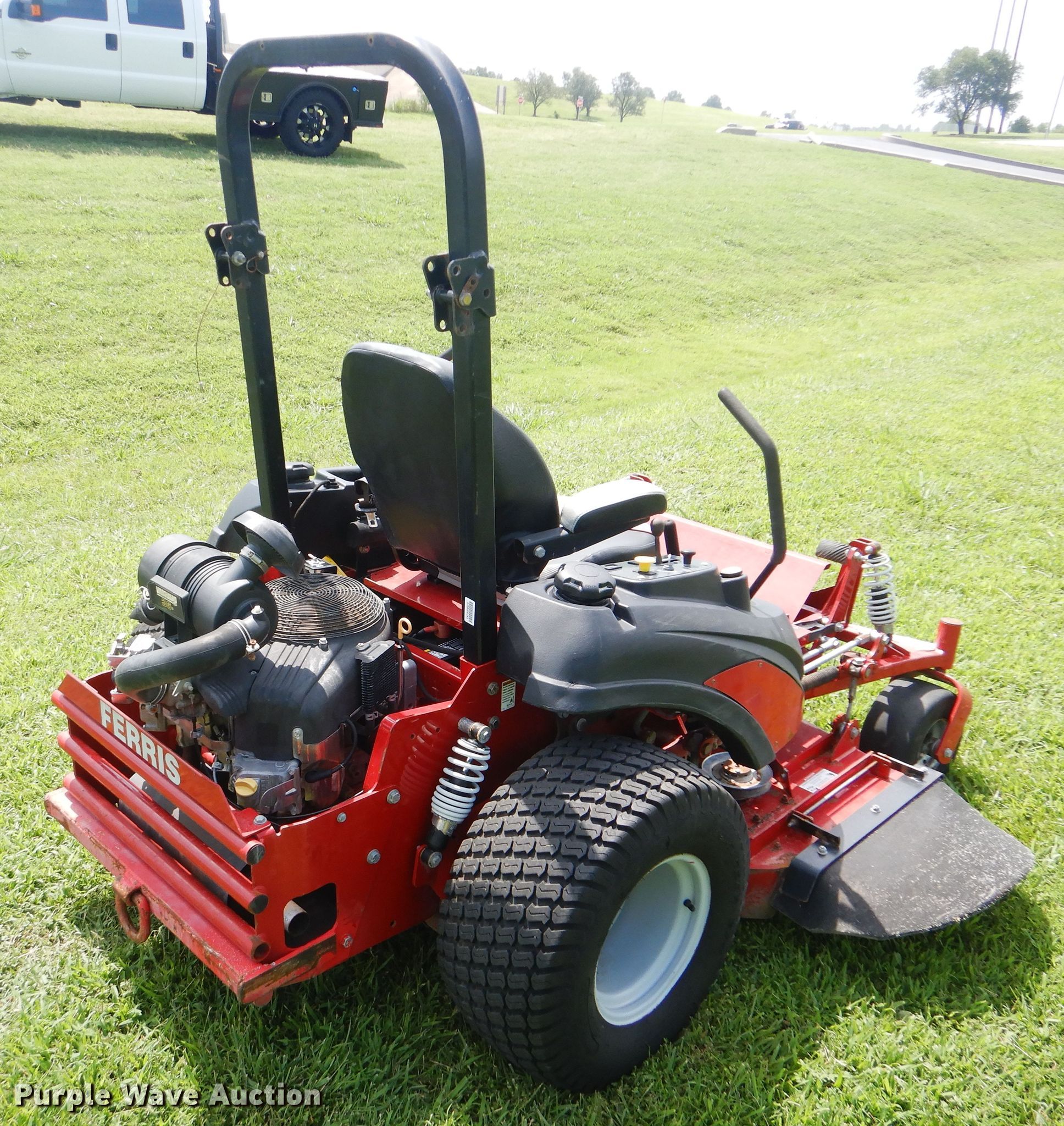 Ferris IS2100Z ZTR lawn mower in Collinsville, OK Item GM9087