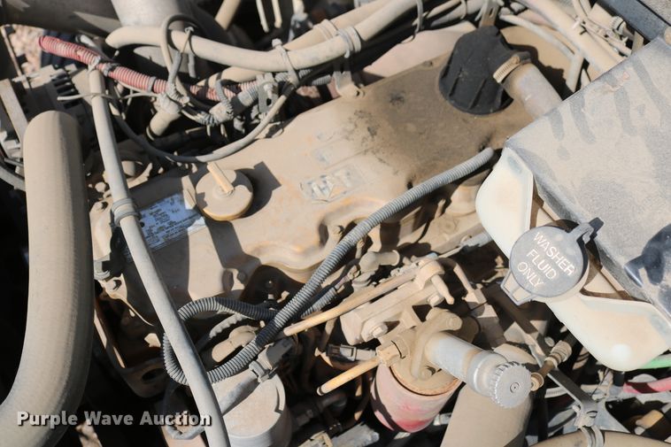 image for item DD6104 2001 Freightliner FL70  fuel and lube truck