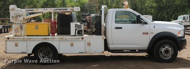image for item DD6123 2012 Dodge Ram 5500  flatbed truck