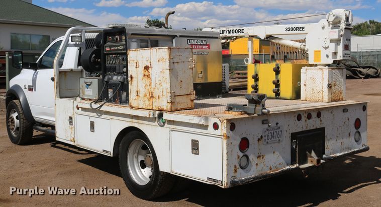 image for item DD6123 2012 Dodge Ram 5500  flatbed truck