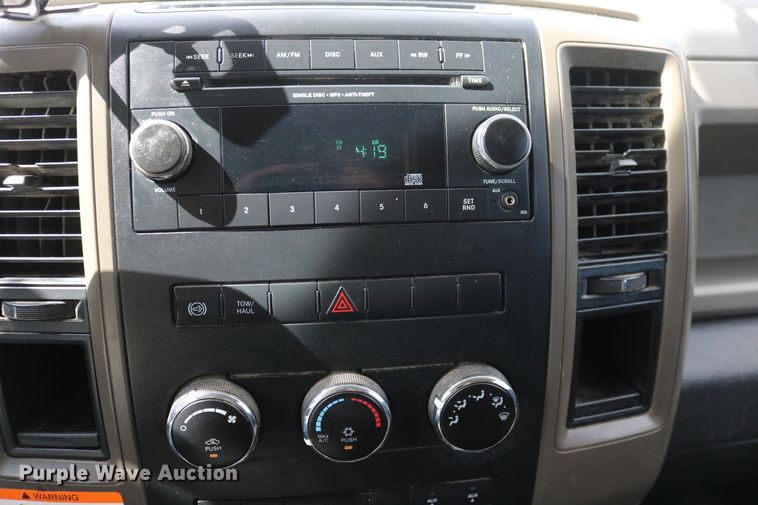 image for item DD6123 2012 Dodge Ram 5500  flatbed truck