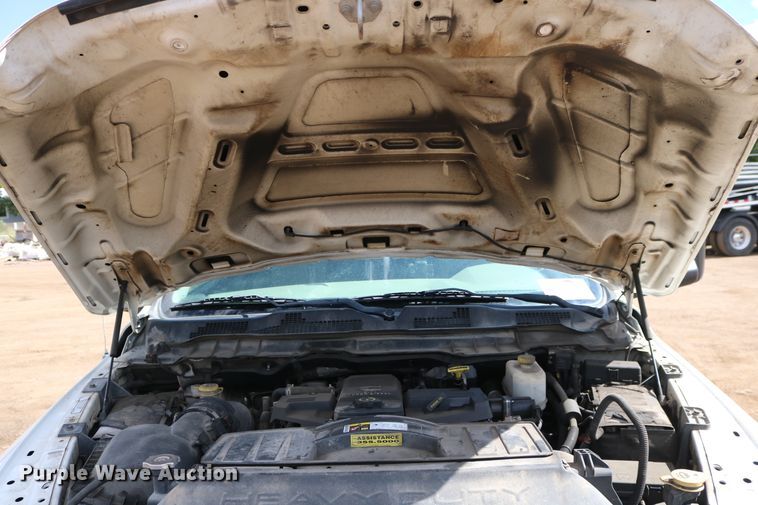 image for item DD6123 2012 Dodge Ram 5500  flatbed truck