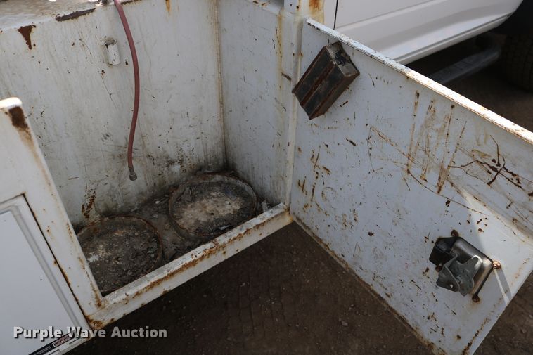 image for item DD6123 2012 Dodge Ram 5500  flatbed truck