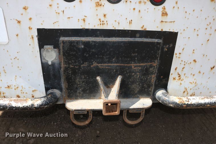 image for item DD6123 2012 Dodge Ram 5500  flatbed truck