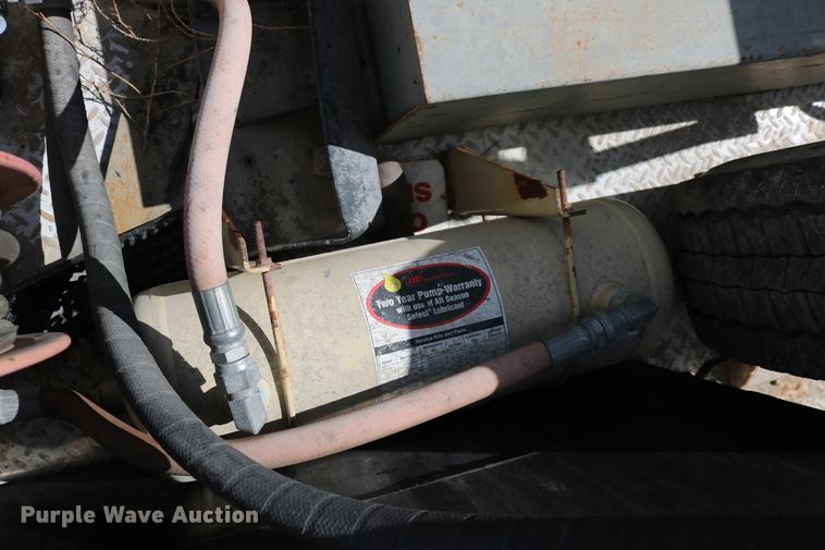 image for item DD6123 2012 Dodge Ram 5500  flatbed truck