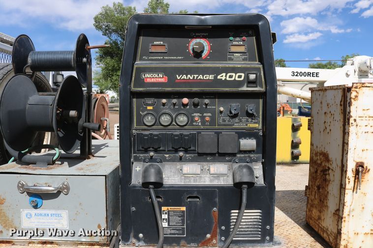image for item DD6123 2012 Dodge Ram 5500  flatbed truck