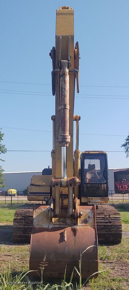 image for item DD6987 1994 Caterpillar 330L  excavator