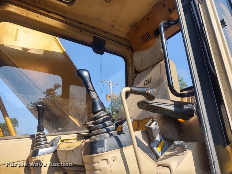 image for item DD6987 1994 Caterpillar 330L  excavator