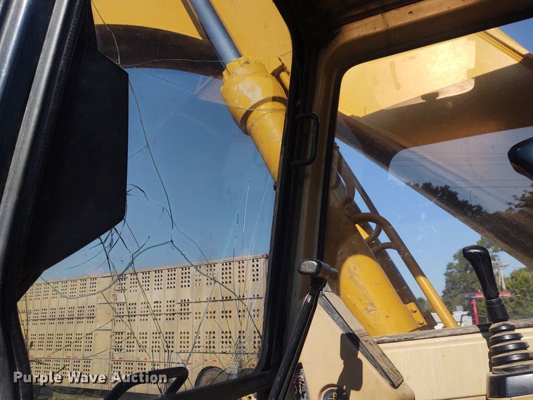 image for item DD6987 1994 Caterpillar 330L  excavator