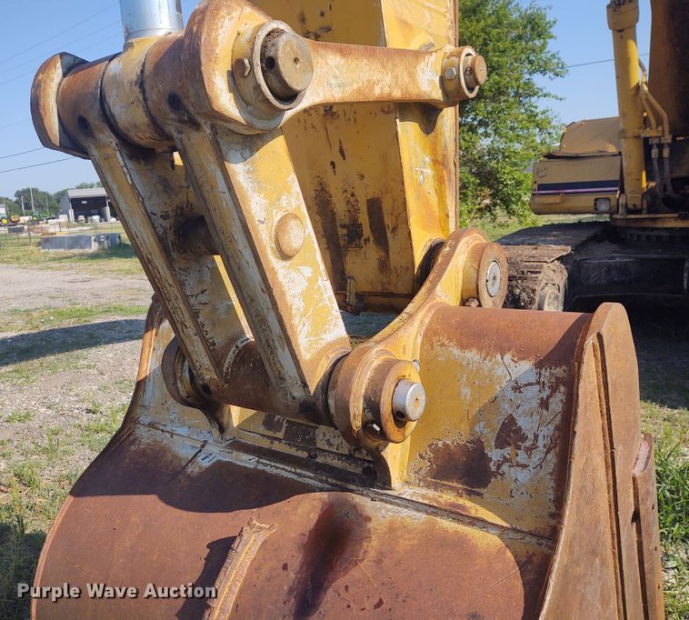 image for item DD6987 1994 Caterpillar 330L  excavator