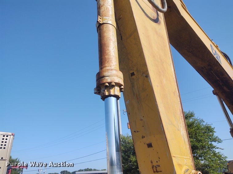 image for item DD6987 1994 Caterpillar 330L  excavator