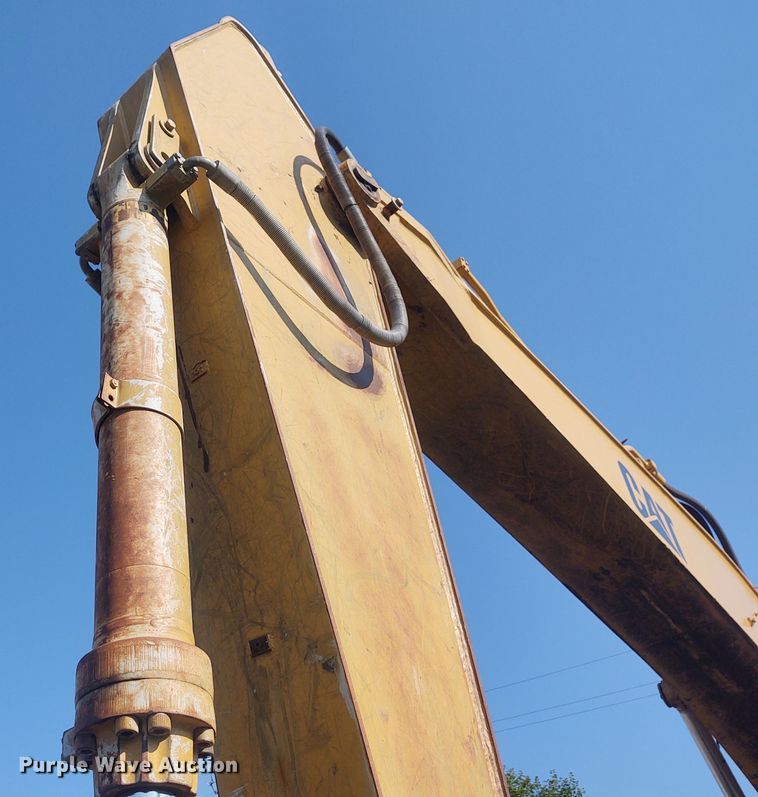 image for item DD6987 1994 Caterpillar 330L  excavator