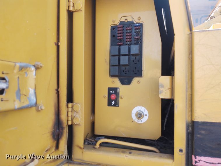 image for item DD6987 1994 Caterpillar 330L  excavator