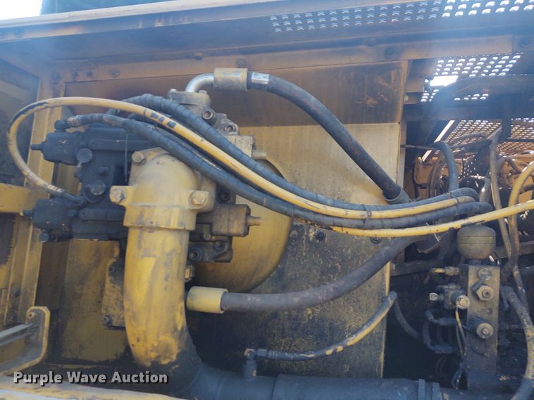 image for item DD6987 1994 Caterpillar 330L  excavator