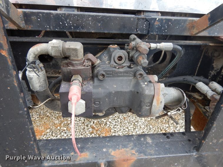 image for item DE5773 2006 International 7400  dump truck