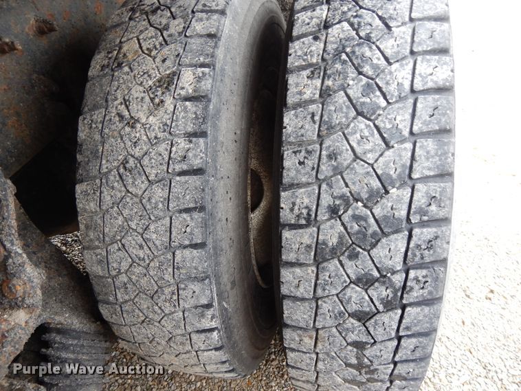 image for item DE5773 2006 International 7400  dump truck