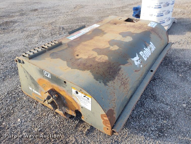 image for item DE6982 (5) Bobcat skid steer brooms