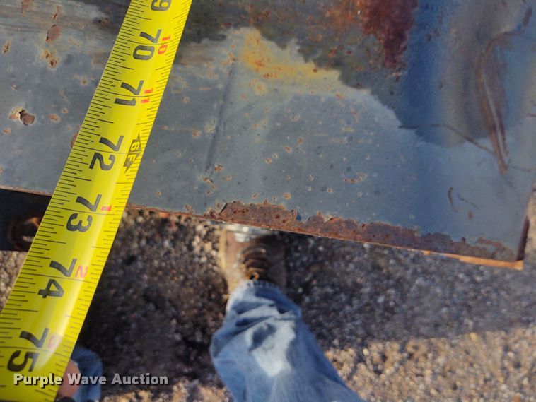 image for item DE6982 (5) Bobcat skid steer brooms