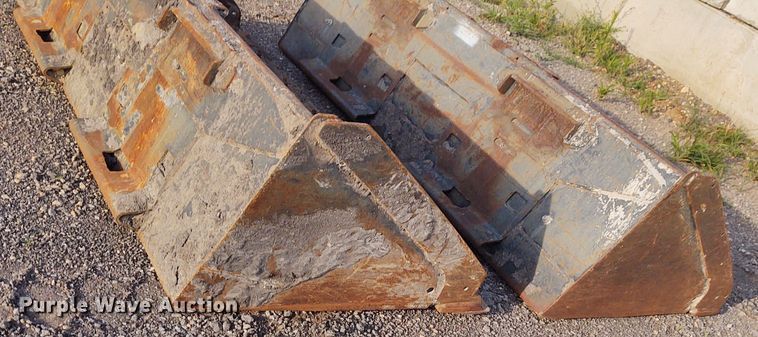 image for item DE6983 (2) 72"W skid steer buckets