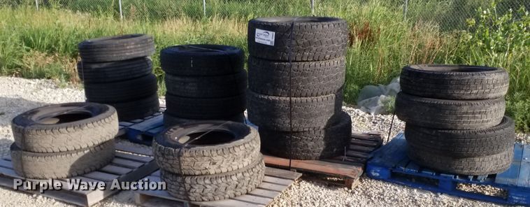 image for item DE6991 (20) tires