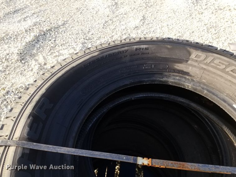 image for item DE6991 (20) tires