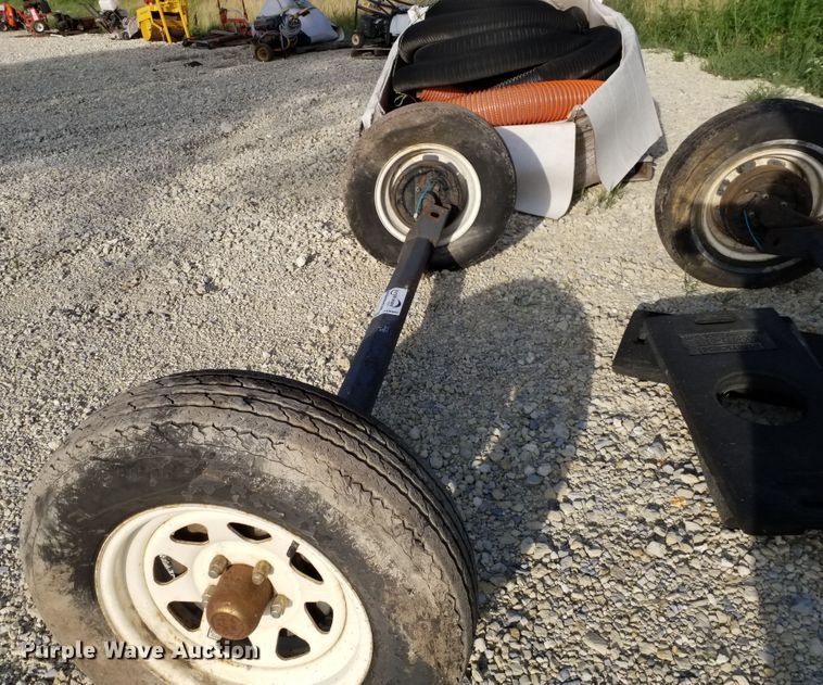 image for item DE6992 (2) torsion axles