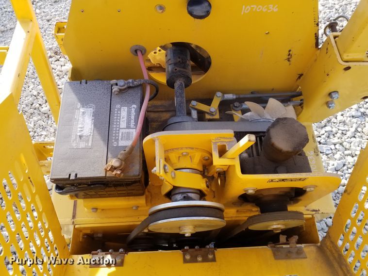 image for item DE6994 Multiquip V304EH11 single drum roller