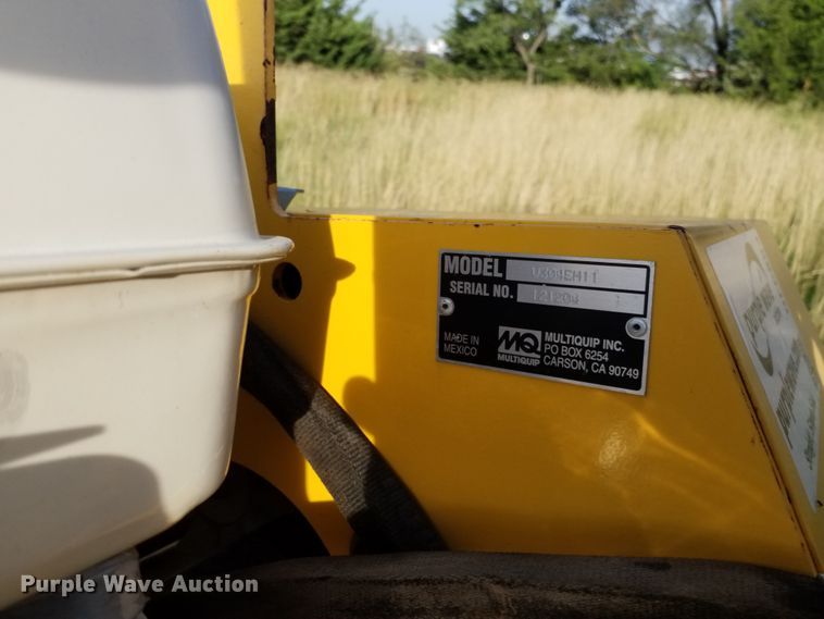 image for item DE6994 Multiquip V304EH11 single drum roller