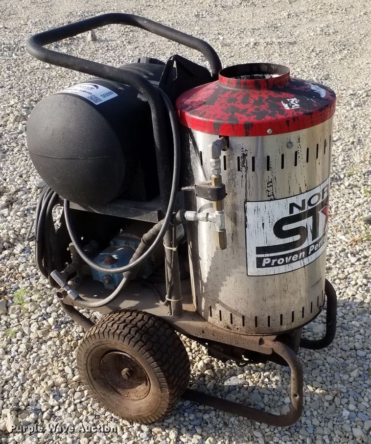 image for item DE6999 North Star heated pressure washer