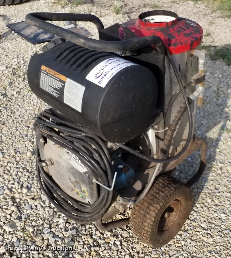 image for item DE6999 North Star heated pressure washer