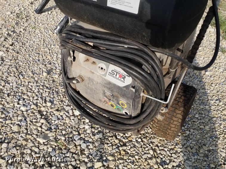 image for item DE6999 North Star heated pressure washer