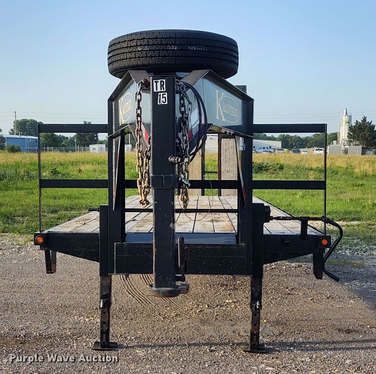 image for item DE7008 2016 Kaufman equipment trailer